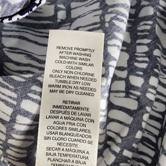 Chico's Womens Top Size 2 Large Wrinkle Resistant Button Long Sleeve 100% Cotton - Picture 11 of 12